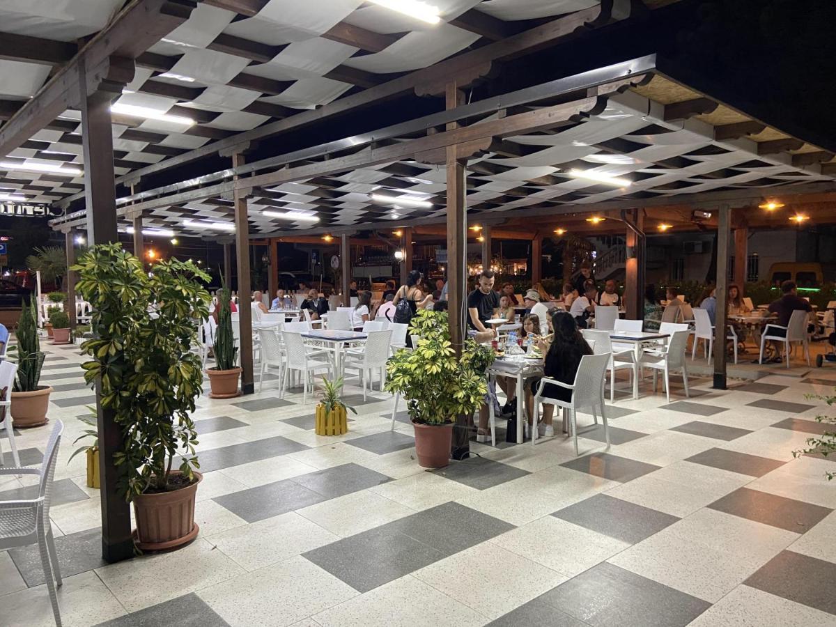 Center Park Hotel Velipojë Eksteriør billede
