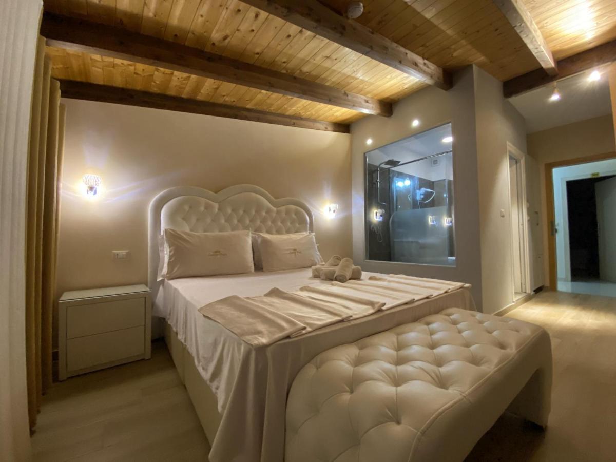Center Park Hotel Velipojë Eksteriør billede