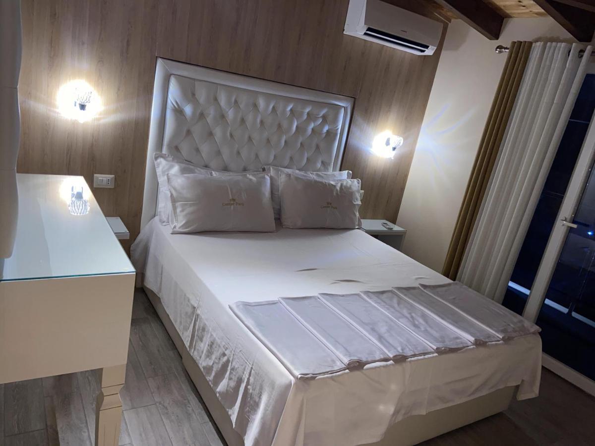 Center Park Hotel Velipojë Eksteriør billede