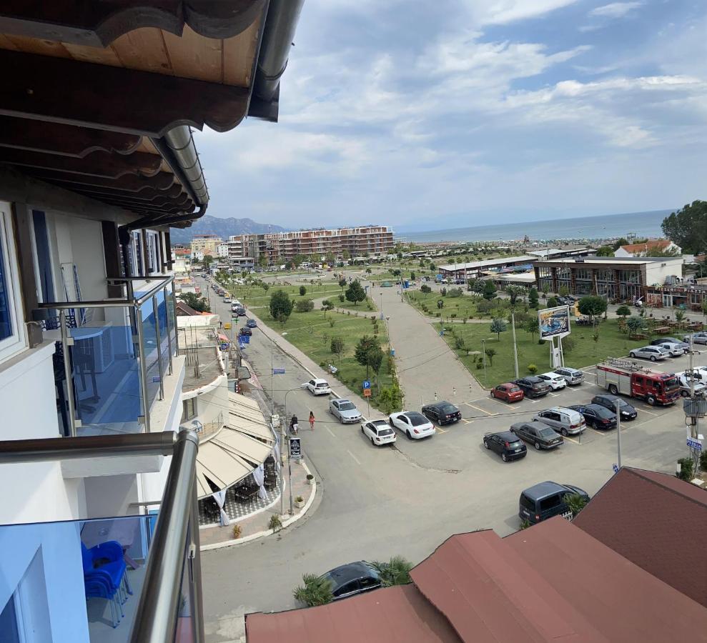 Center Park Hotel Velipojë Eksteriør billede